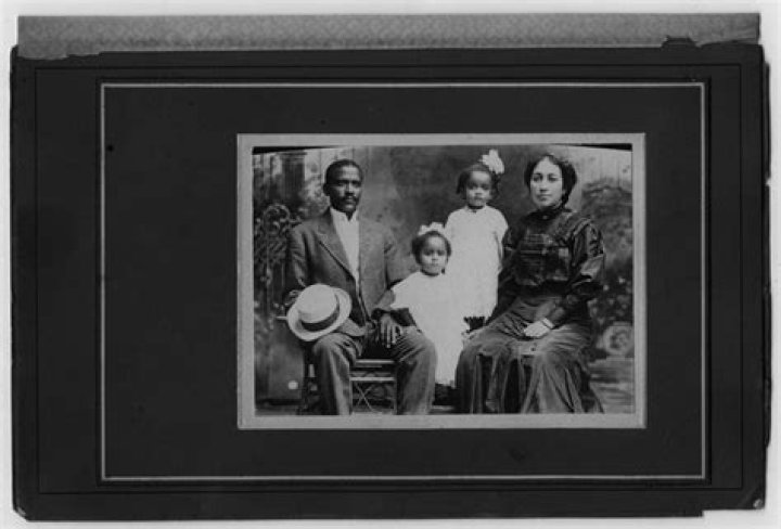 Who Are Earnest And Myrtle Bell? Josh Bell Parents Age Gap Revealed