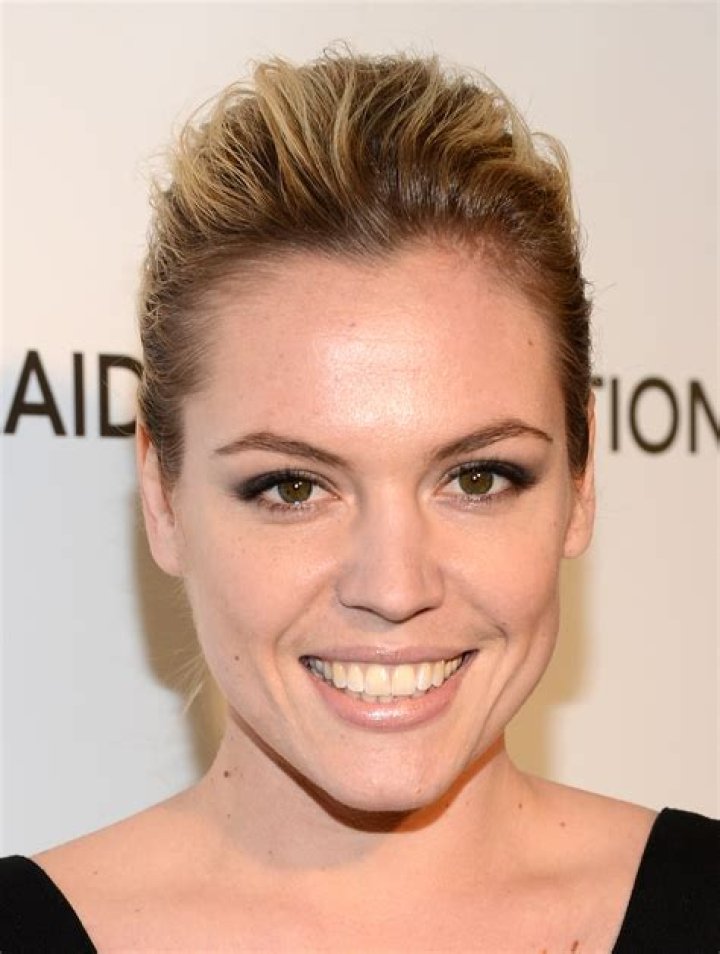 Who is Agnes Bruckner? See Net-worth, Quote, Awards, Fact, Wiki