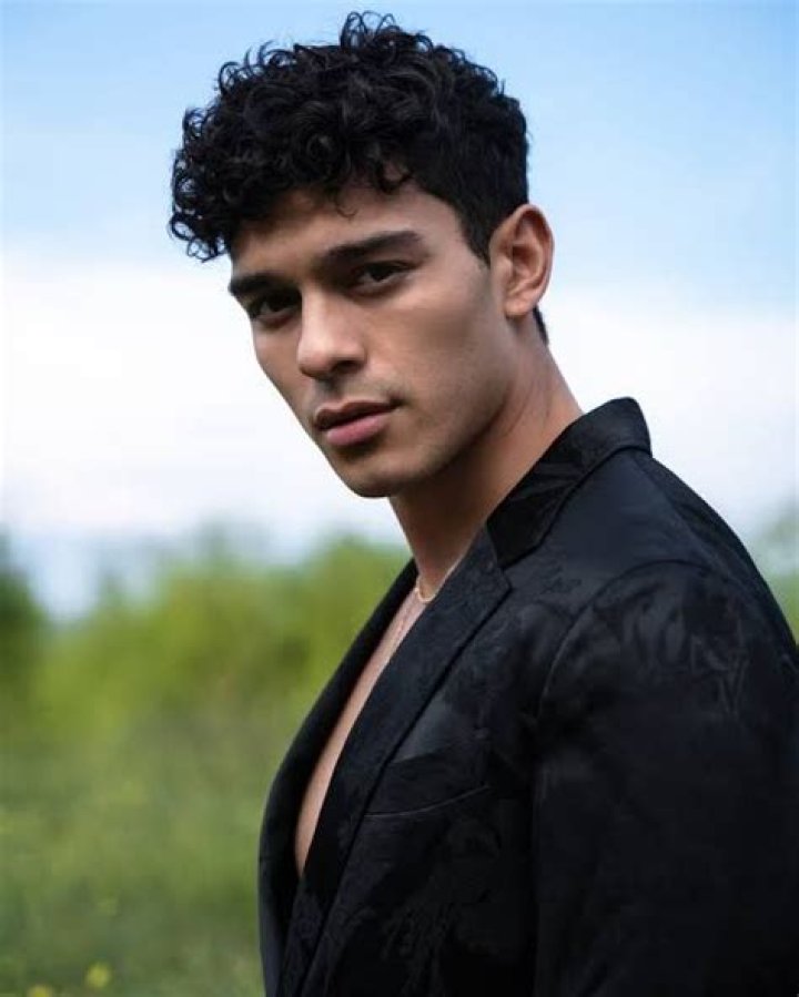 Who Is Anthony Keyvan? Find His Age, Height, Birthday, Parents, Instagram