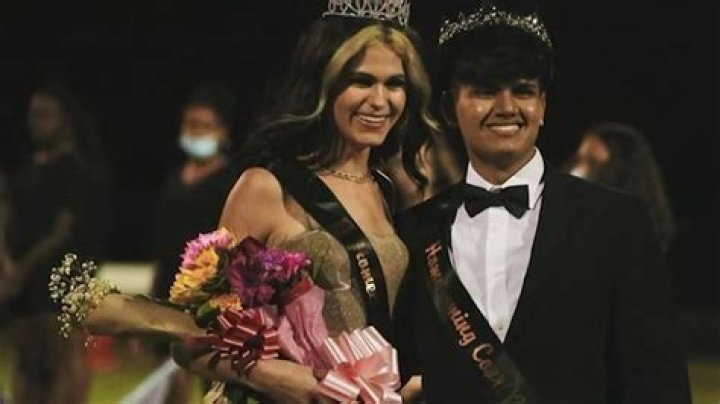 Who Is Evan Bialosuknia? Meet Orlando First Transgender Homecoming Queen