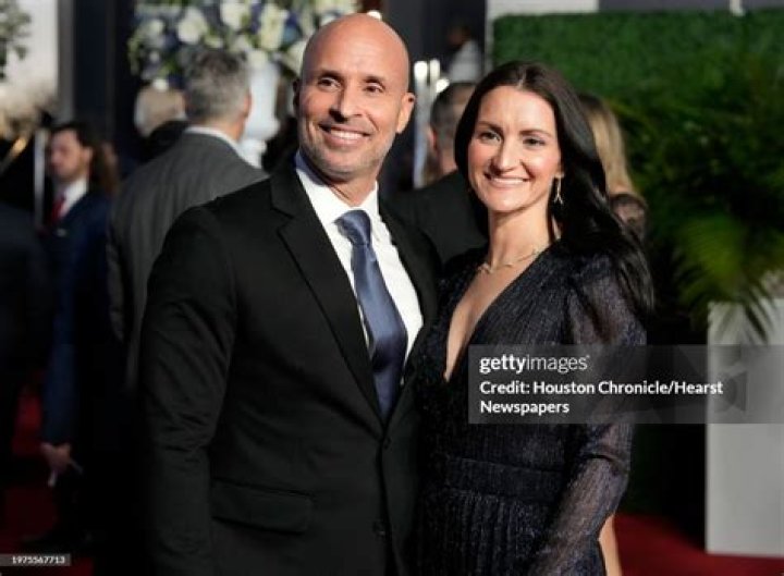 Who Is Joe Espada’s Wife Pamela Dearth-Espada? Joe Espada Salary, Net Worth, Mets, Contract