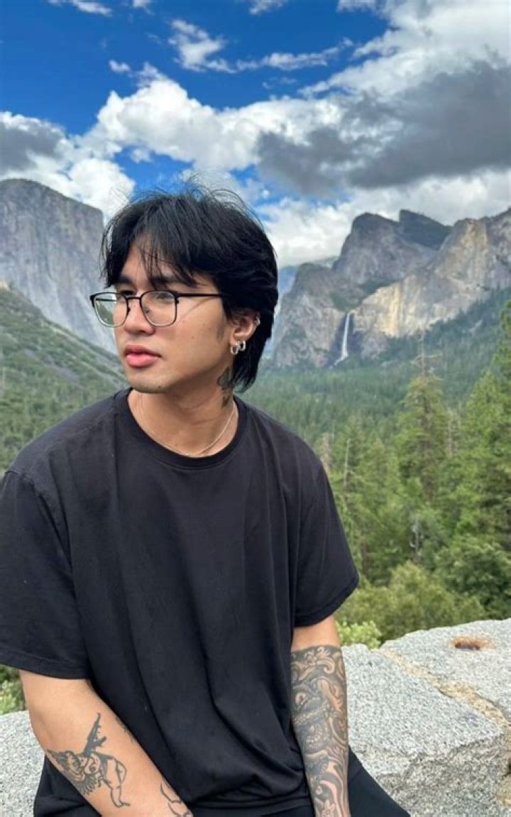 Who Is Regie Macalino? Height & Birthday Details Of The TikToker Explored