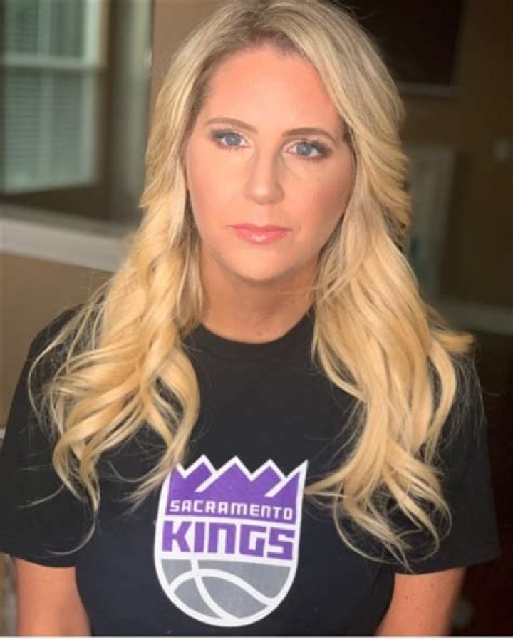 Who is Russell Henley’s Wife Teil Duncan Wiki, Age, Married, Art, Prints, Net Worth, Instagram
