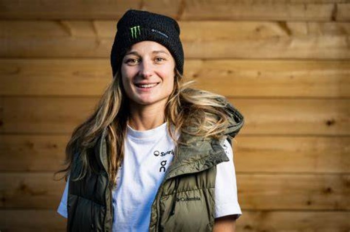 Who Is Sarah Hoefflin? Meet Swiss freestyle Skier On Instagram