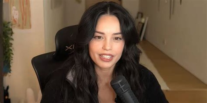 Who Is Twitch Streamer Valeria7K? Everything You Need To Know