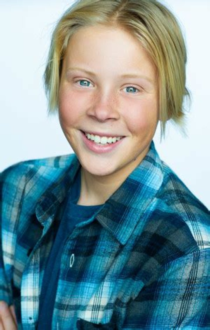 Zeke Rowe’s biography, net worth, fact, career, awards and life story
